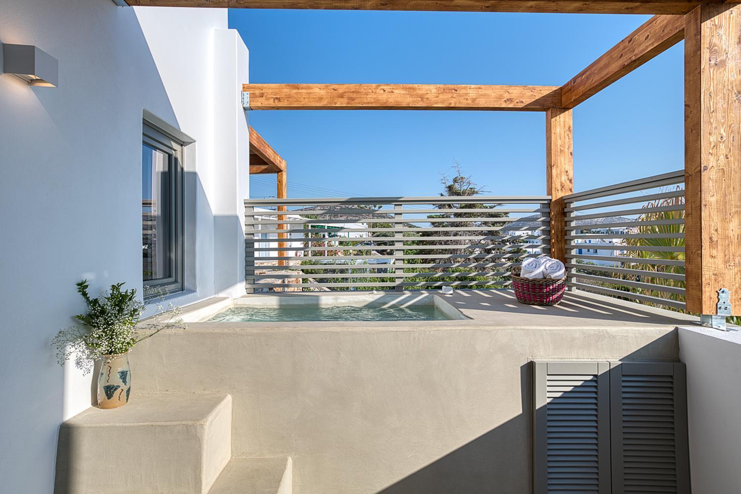 Clementina Paros Apartment เนาซา ภายนอก รูปภาพ